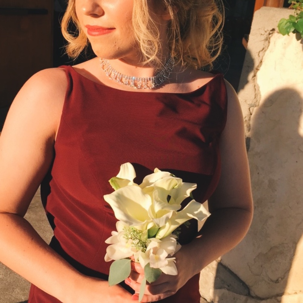SORELLA VITA GOWN SIZE 8 MAROON/BURGUNDY RED. BRIDESMAID, PROM, MILITARY BALL